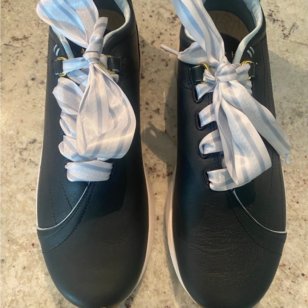 Women’s Saysh Two Shoe-On Cloud Nine size 9.5 NWOT